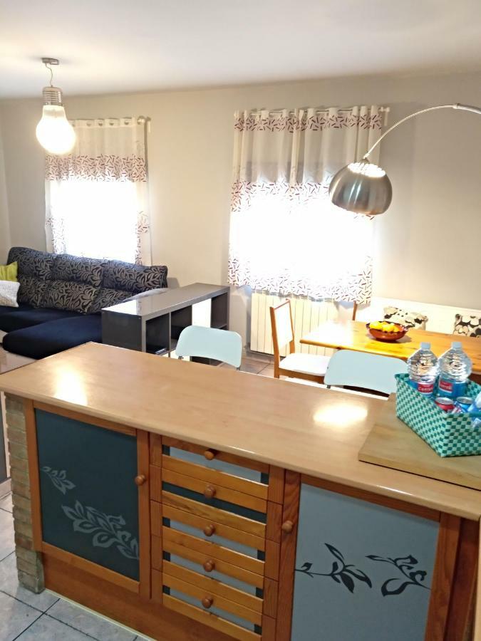 Piso La Torre Apartment Zaragoza Bagian luar foto