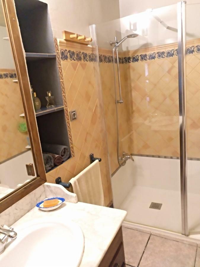 Piso La Torre Apartment Zaragoza Bagian luar foto