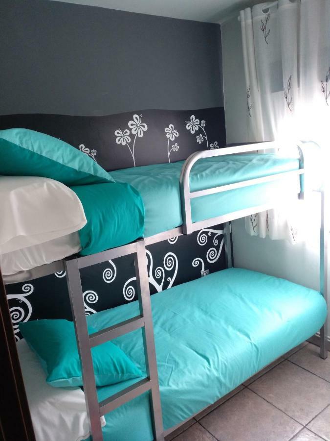 Piso La Torre Apartment Zaragoza Bagian luar foto