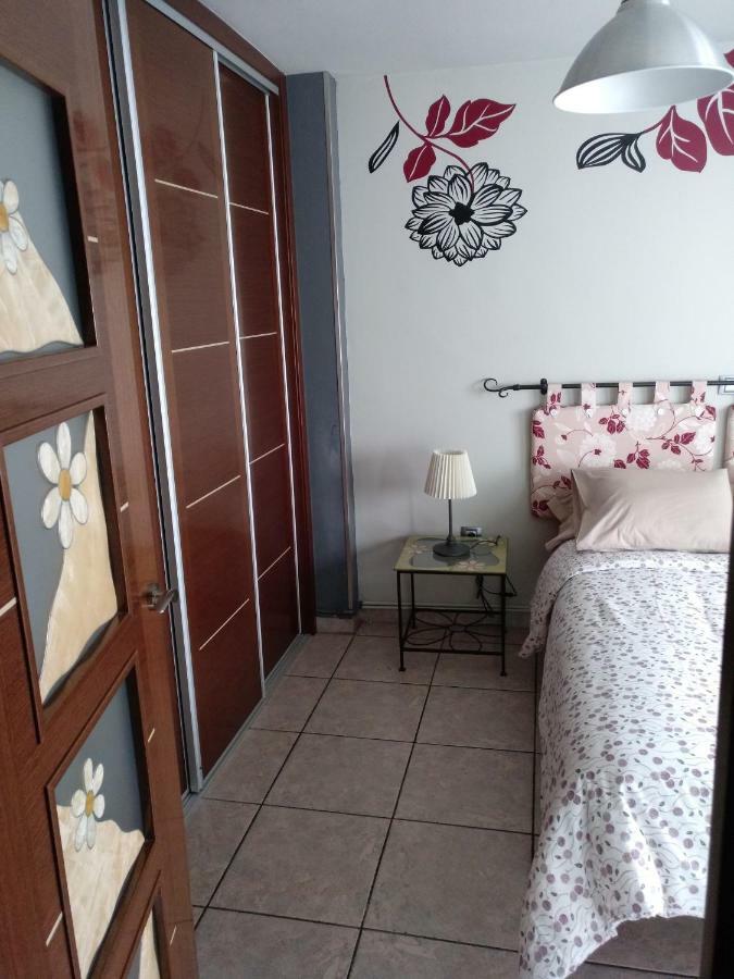 Piso La Torre Apartment Zaragoza Bagian luar foto